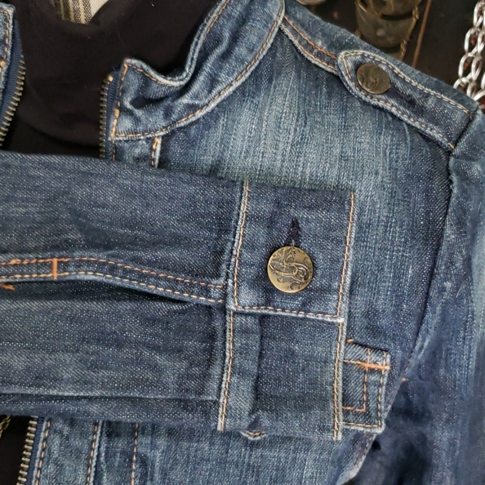 VINTAGE GUESS Jean Jacket - Picture 4 of 6